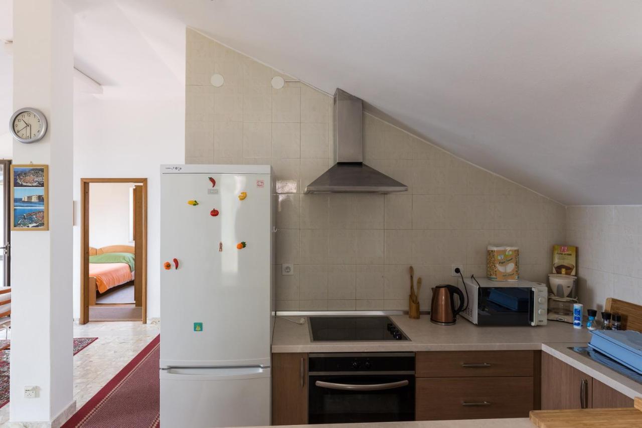 Kisic Apartment *